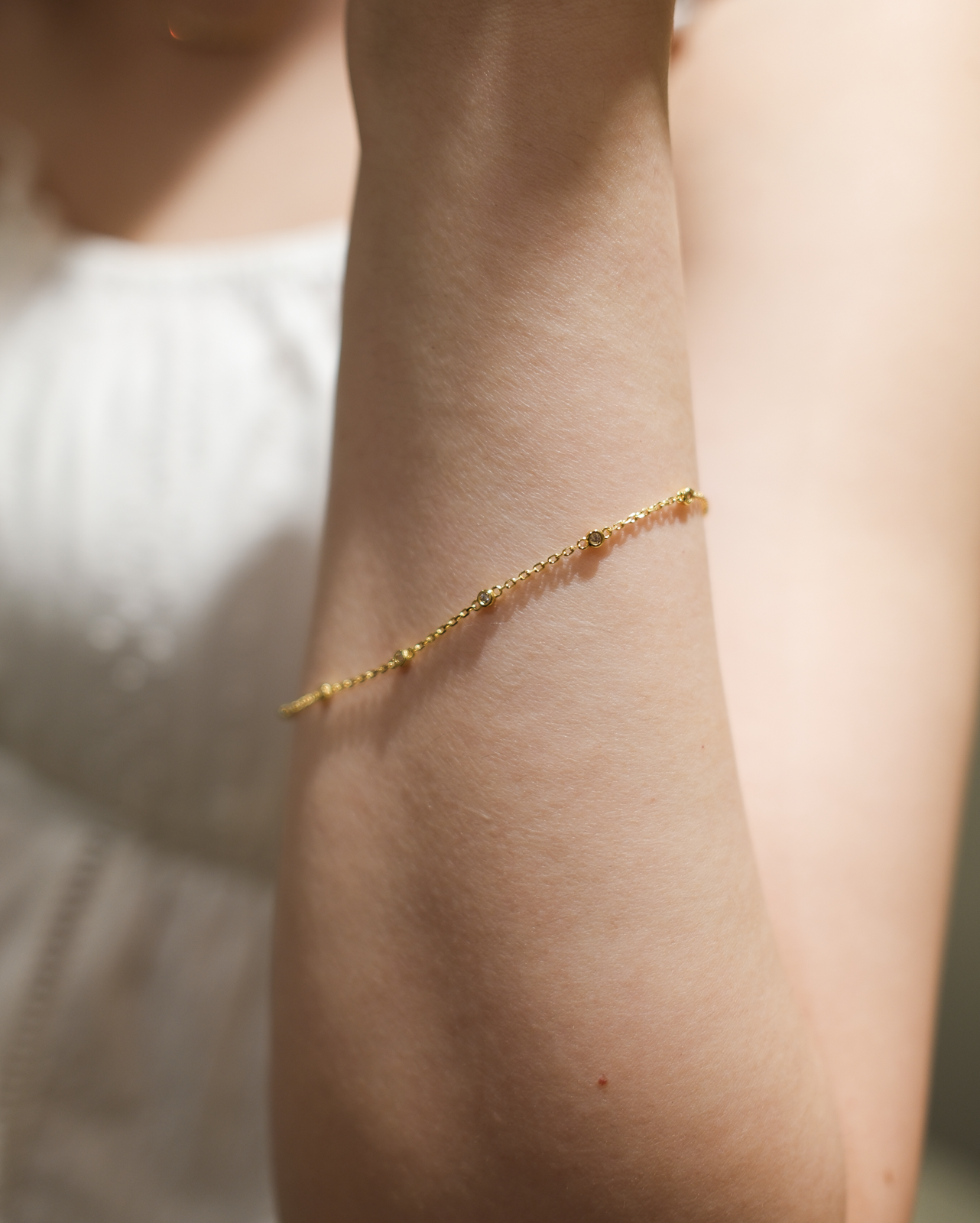 Glimmer Chain Bracelet